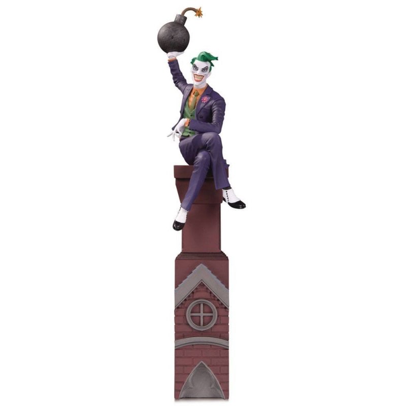 joker gallery statue