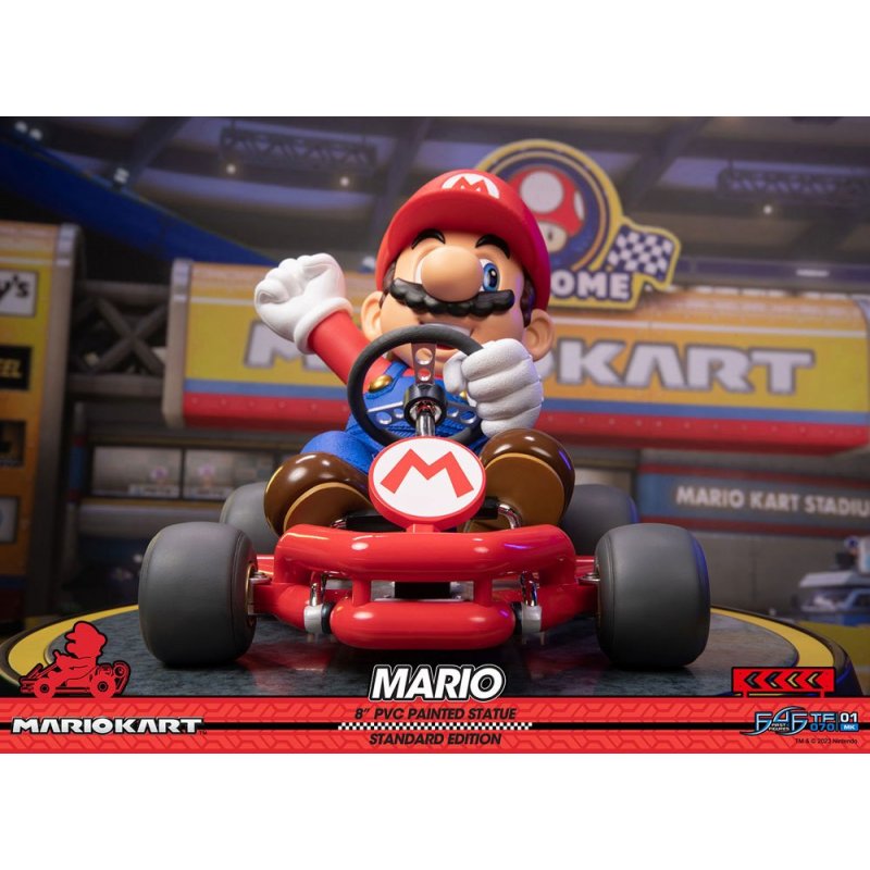 Figurine First 4 figures Mario Kart Mario Standard Edition 19 cm