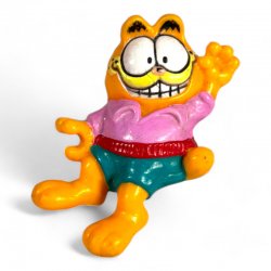 Garfield Mini-Figure (Pink Shirt, Green Shorts)