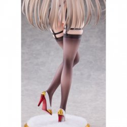 Original Character PVC Statue 1/4 White Bunny Onee-san Illustrated by sakiyamama 43 cm