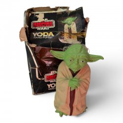 Star Wars: The Empire Strikes Back - Yoda Hand Puppet