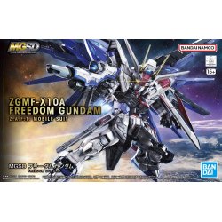 Gundam - Master Grade SD Freedom Gundam