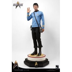Star Trek Prestige Line Statue 1/2 Spock 111 cm