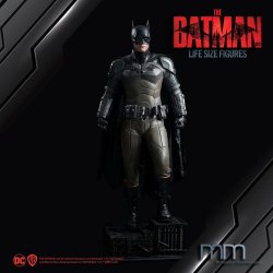 The Batman Life-Size Figure Batman 218 cm