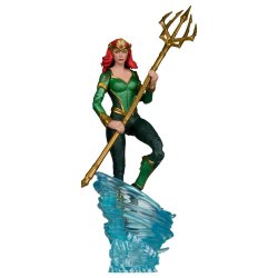 DC Multiverse McFarlane Collector Edition Action Figure Mera (DC Classic no.67) 17 cm
